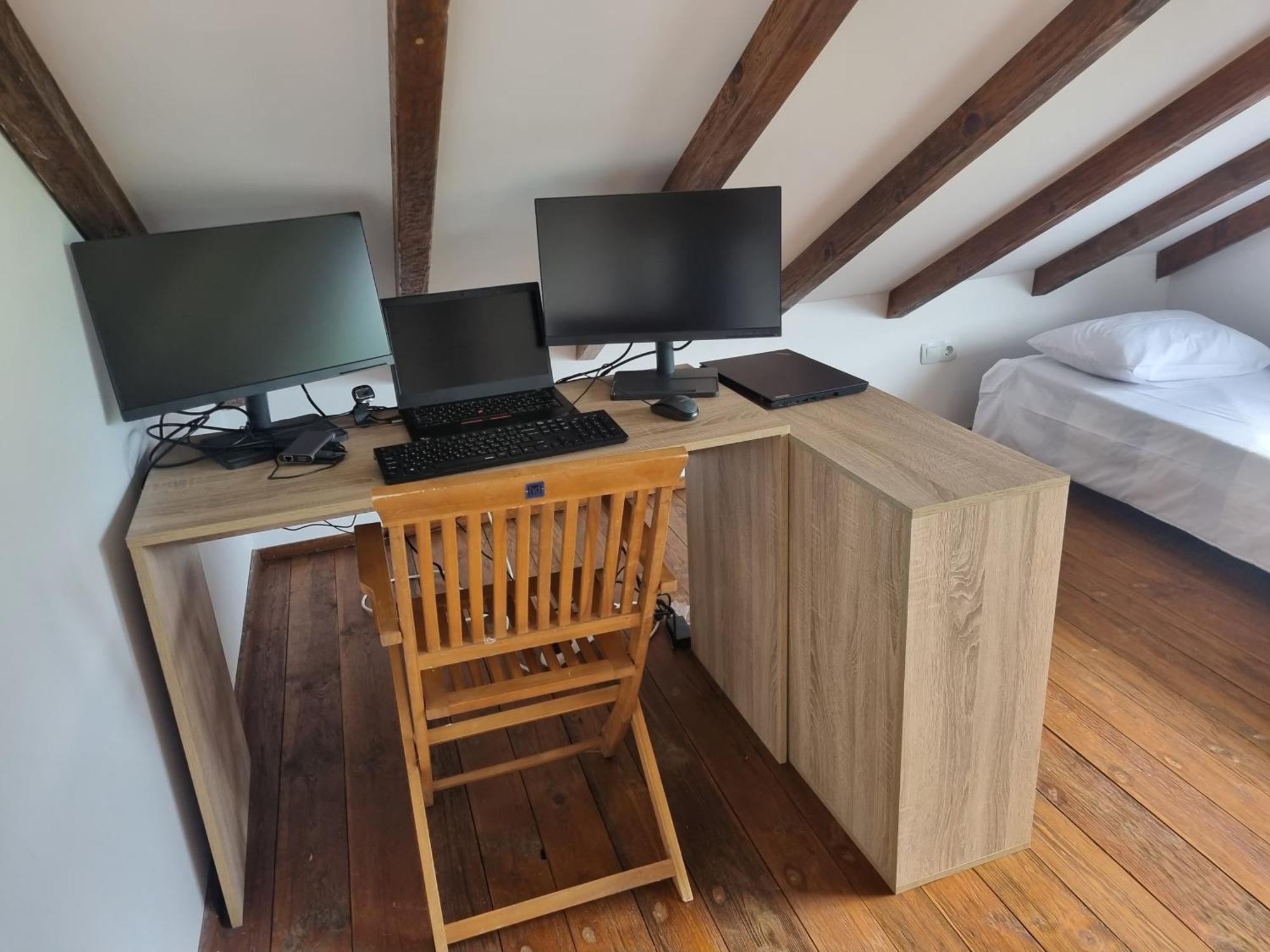 Walnut Cottage 1 Дебращица Екстериор снимка